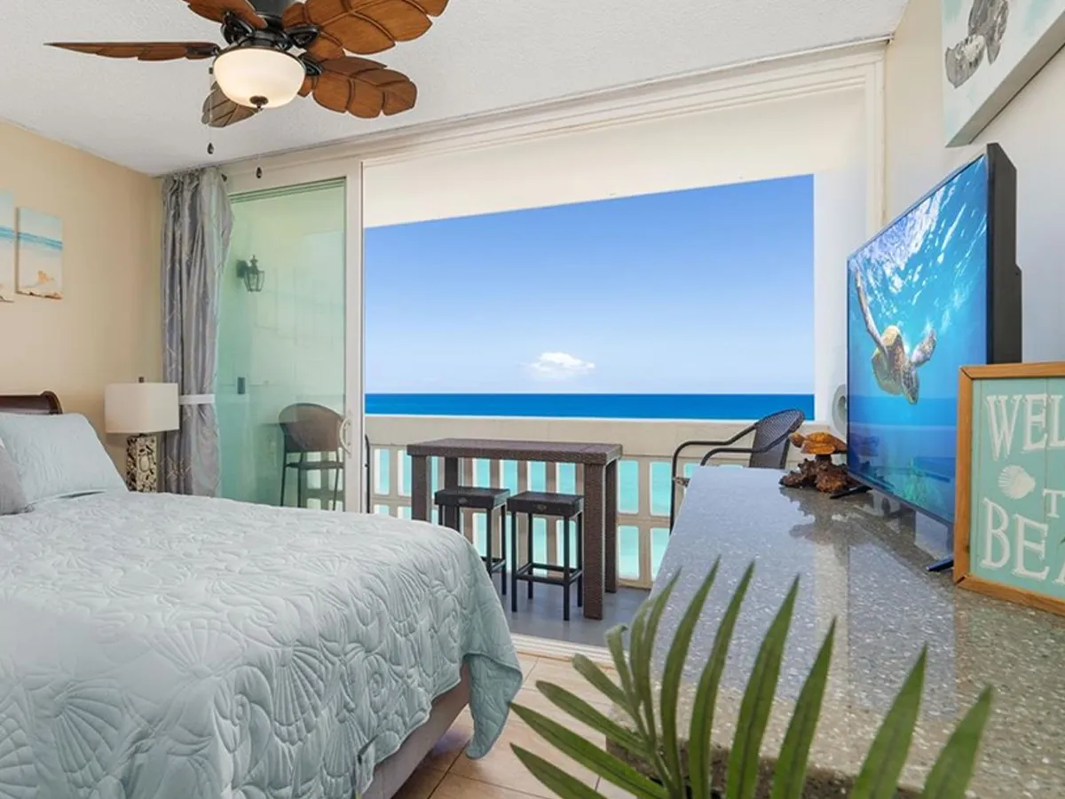 Structural Systems Hawaii completed sliding door system replacement leading to oceanview lanai